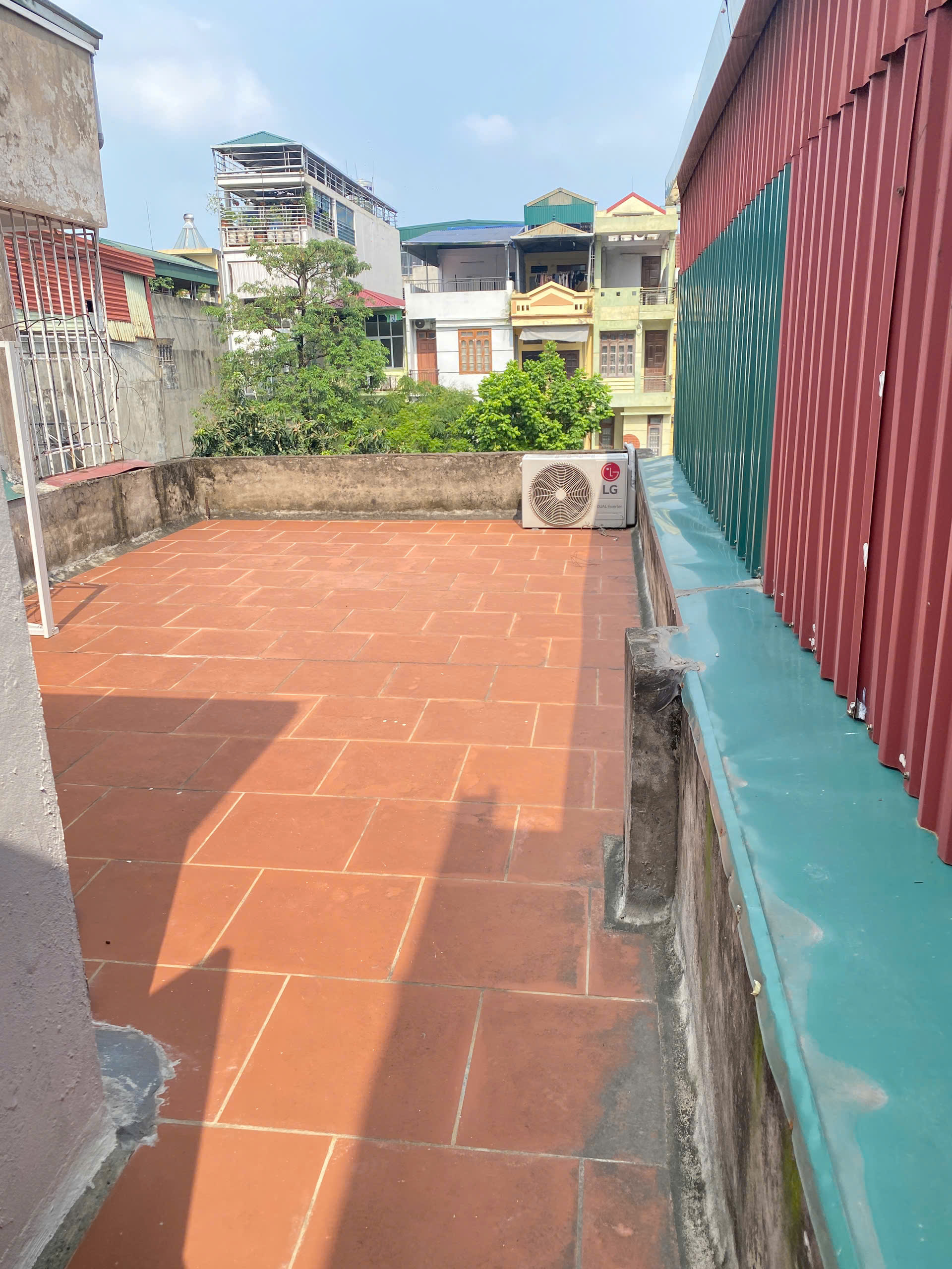 Cho thuê nhà Phố Lĩnh Nam 2 tầng x 70m, 2 ngủ, mới đẹp, 10 triệu ở gđ, văn phòng - Ảnh 4